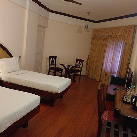 Manuelsons Malabar Palace Kozhikode Eksteriør bilde