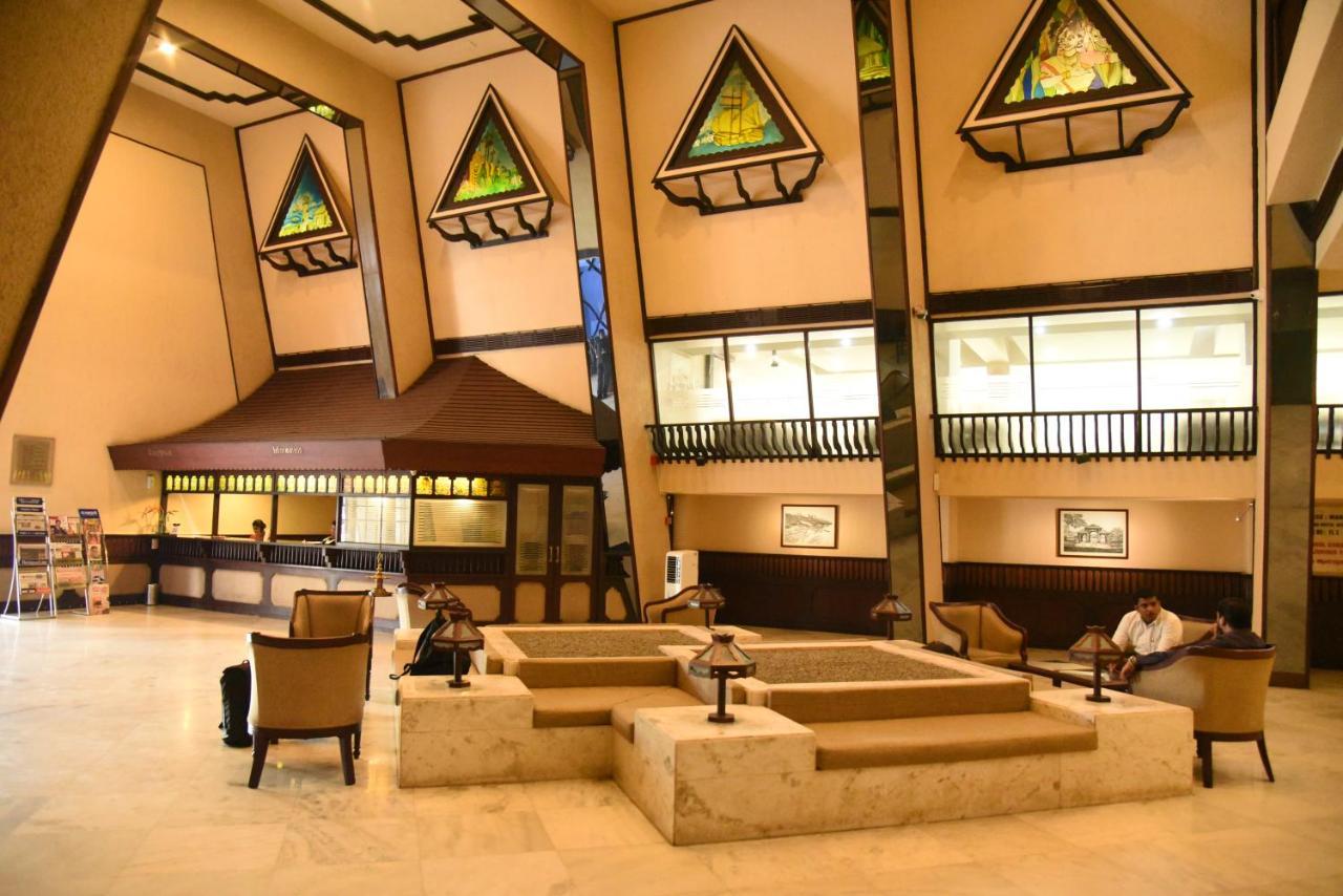 Manuelsons Malabar Palace Kozhikode Eksteriør bilde