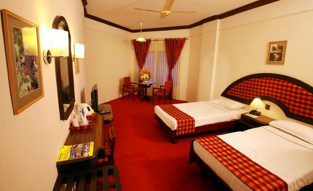 Manuelsons Malabar Palace Kozhikode Eksteriør bilde