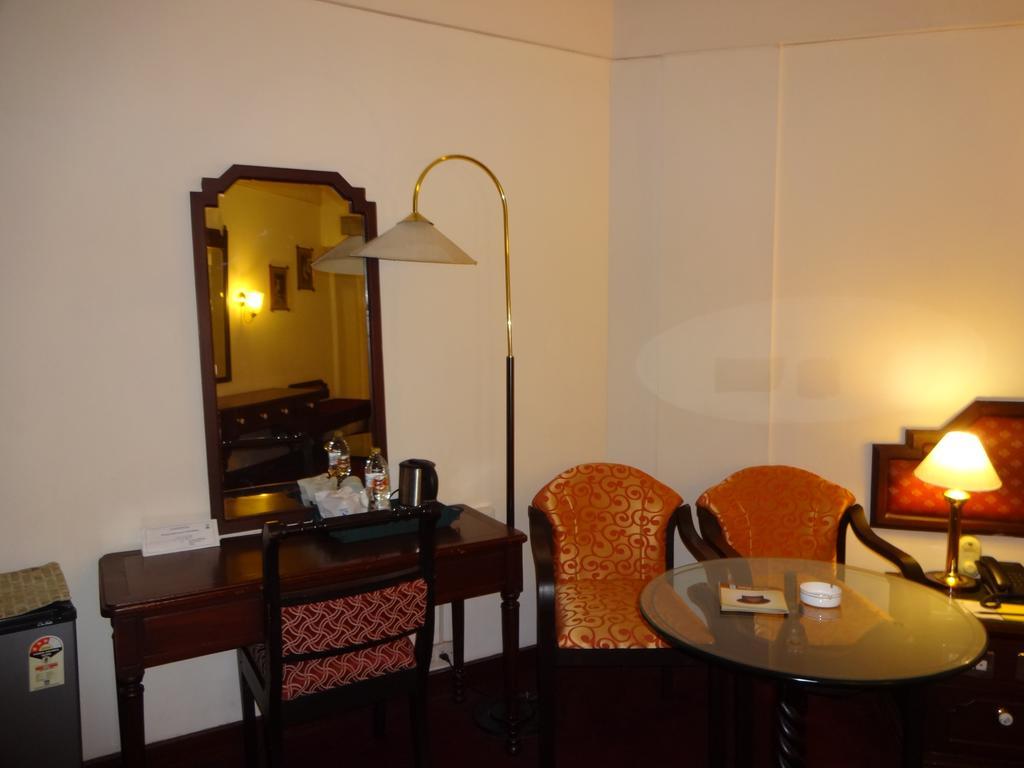 Manuelsons Malabar Palace Kozhikode Eksteriør bilde