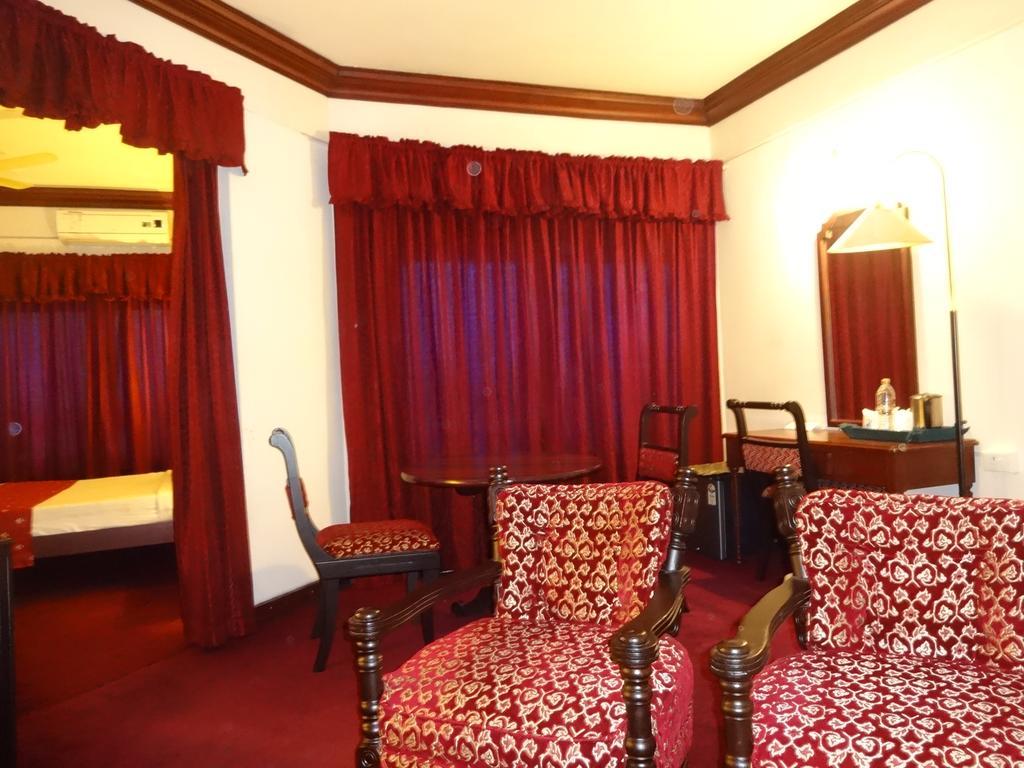 Manuelsons Malabar Palace Kozhikode Eksteriør bilde